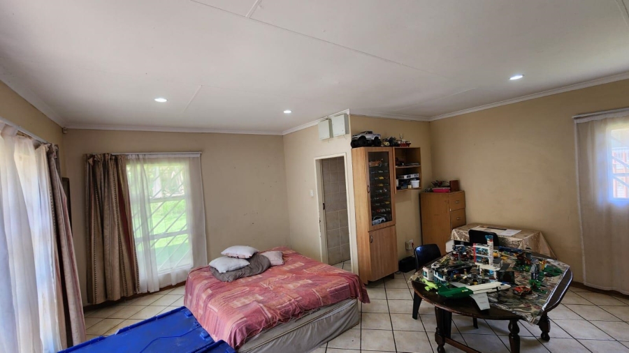 To Let 4 Bedroom Property for Rent in Cashan North West